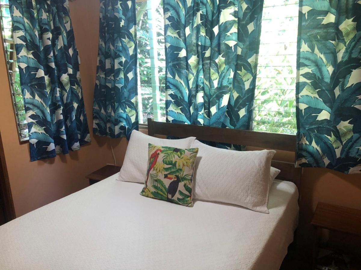 Hotel El Mono Feliz Ойокал Екстер'єр фото